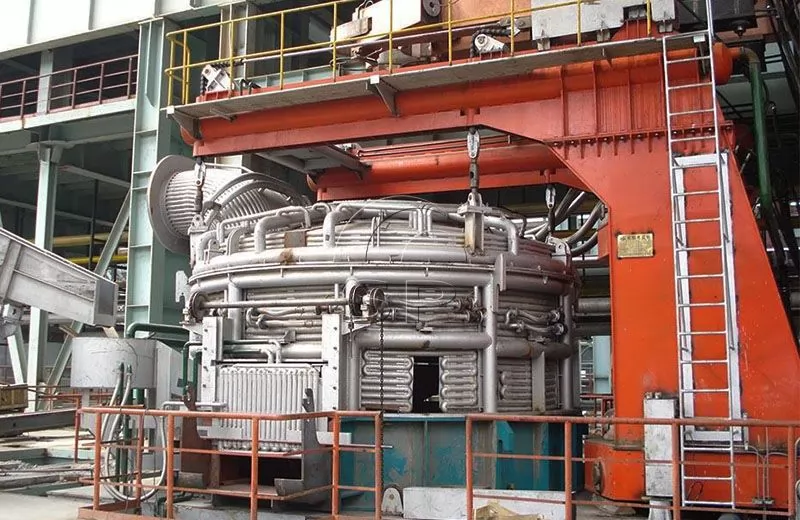 four à arc électrique pour la production d'acier
